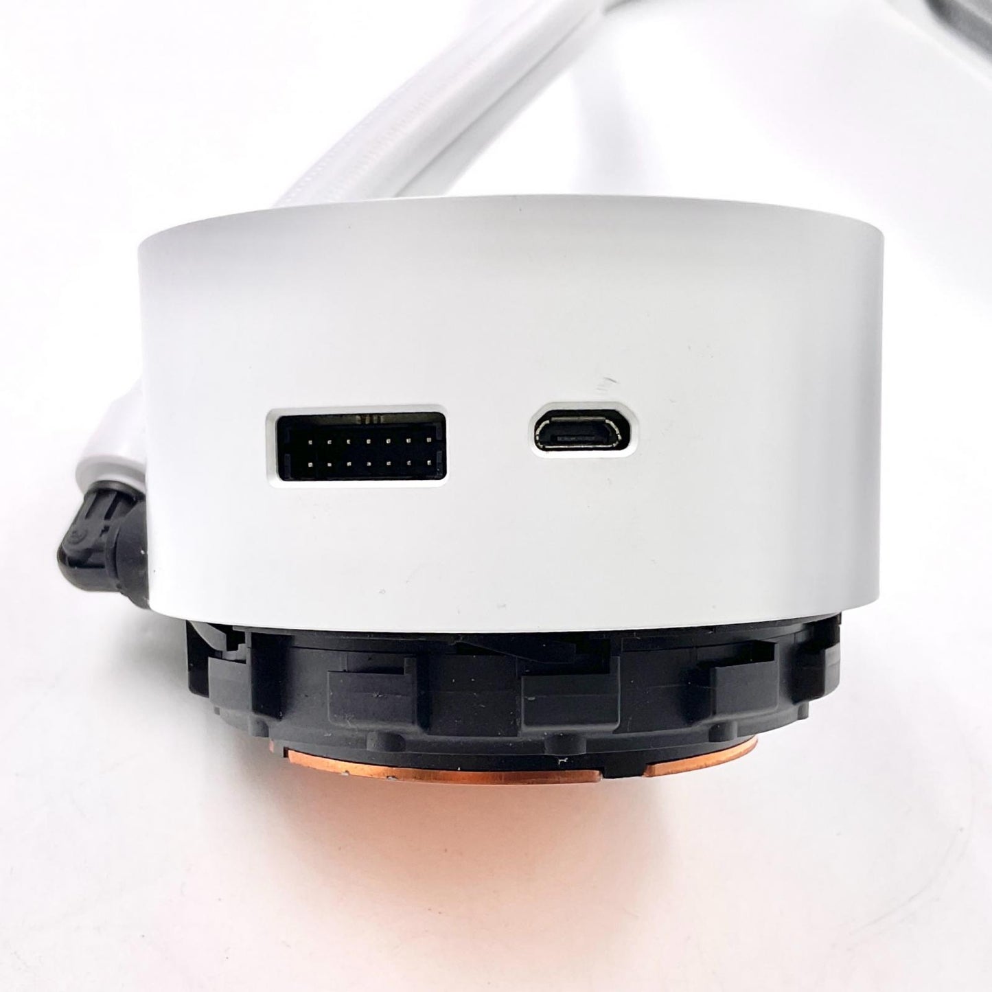 【最速発送】NZXT KRAKEN Z63 RGB【難有】