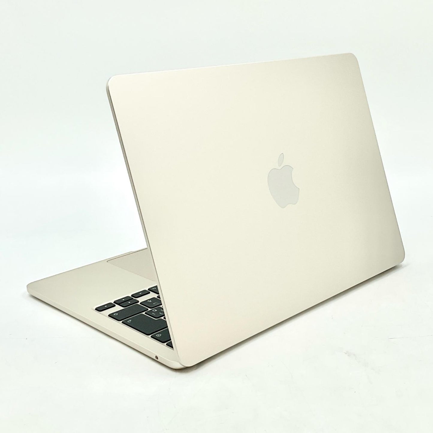 【全額返金保証】【最速発送】Apple MacBook Air 13.6インチ 2022 Apple M2 8GB SSD 256GB スターライト 100% 超美品 動作確認済