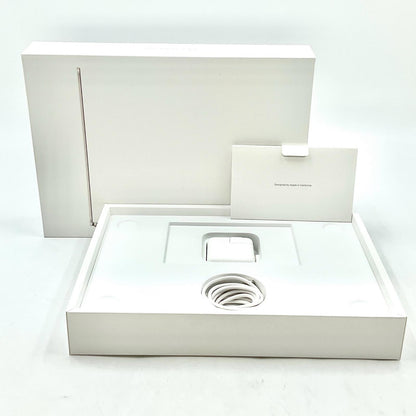 【全額返金保証】【最速発送】Apple MacBook Air 13.6インチ 2022 Apple M2 8GB SSD 256GB スターライト 100% 超美品 動作確認済