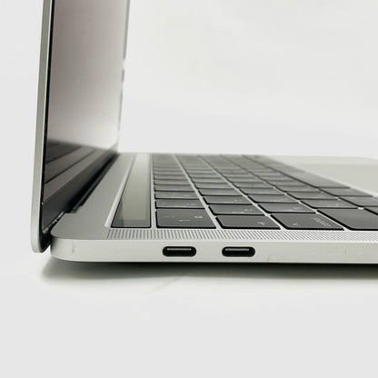 【最速発送】Apple MacBook Pro 13.3インチ 2018 2.3 GHz クアッドコア　Intel Core i5 16GB SSD 256GB シルバー 76.6%【難有】