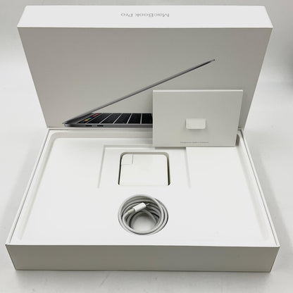 【最速発送】Apple MacBook Pro 13.3インチ 2018 2.3 GHz クアッドコア　Intel Core i5 16GB SSD 256GB シルバー 76.6%【難有】