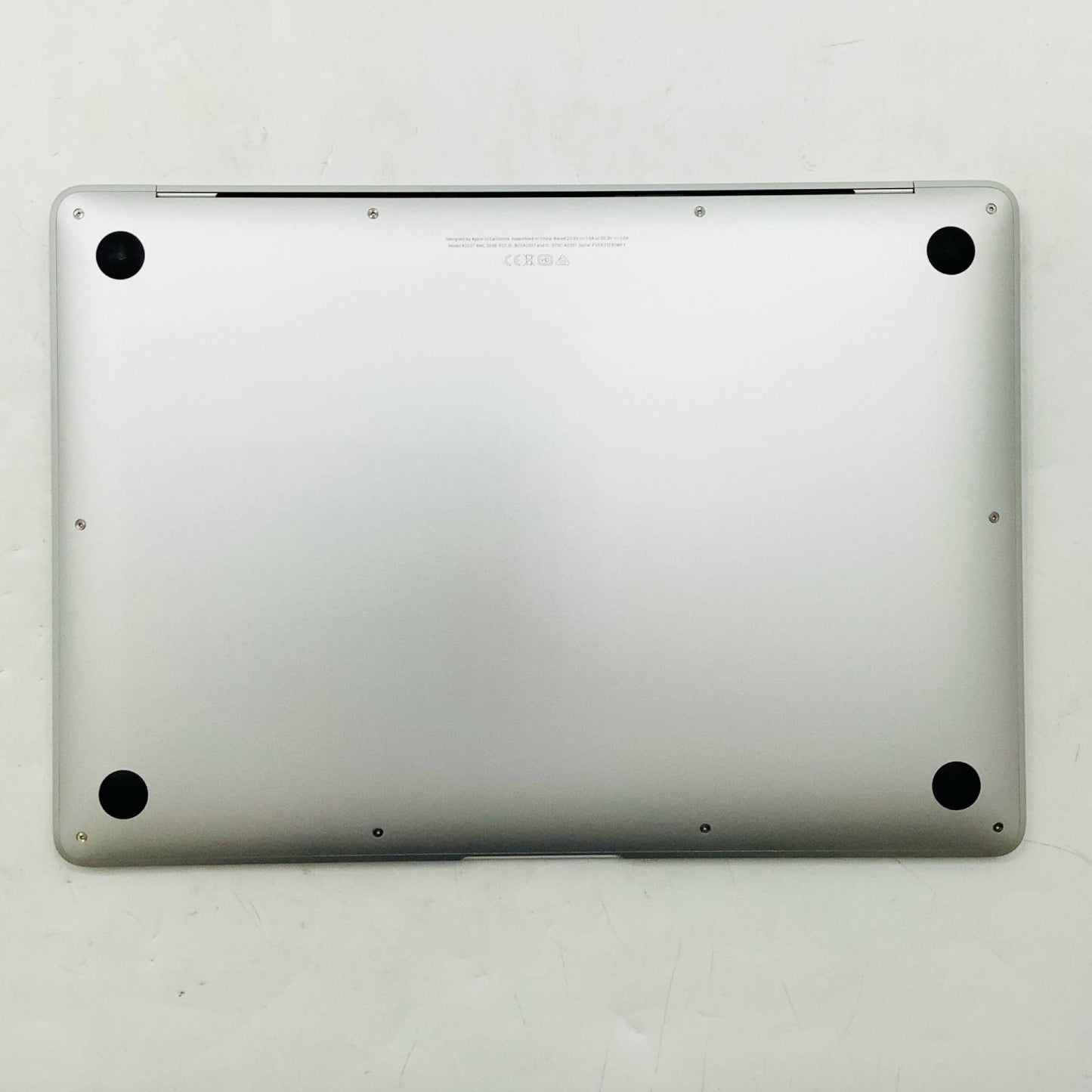 【全額返金保証】【最速発送】Apple MacBook Air 13.3インチ 2020 Apple M1 8GB SSD 256GB シルバー 98% 美品 動作確認済