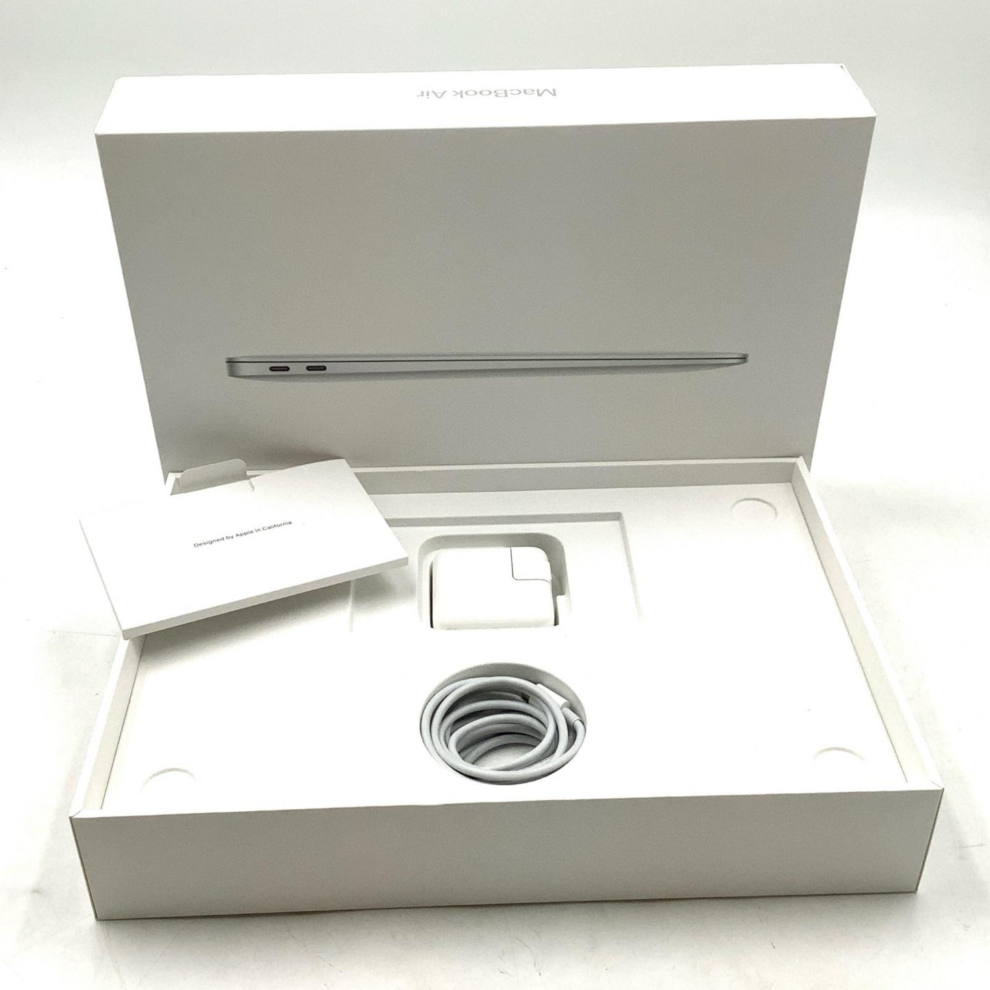 【全額返金保証】【最速発送】Apple MacBook Air 13.3インチ 2020 Apple M1 8GB SSD 256GB シルバー 98% 美品 動作確認済