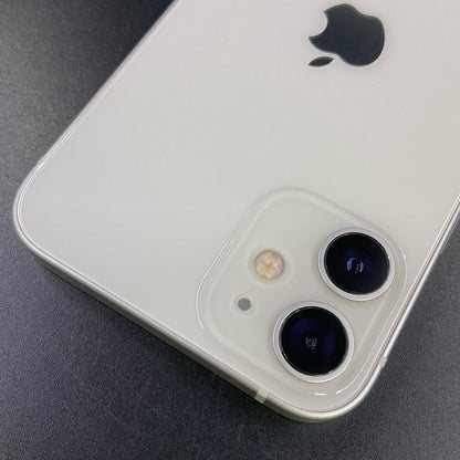【全額返金保証】【最速発送】Apple iPhone iPhone 12 mini 64GB ホワイト docomo 白ロム 動作確認済 81%