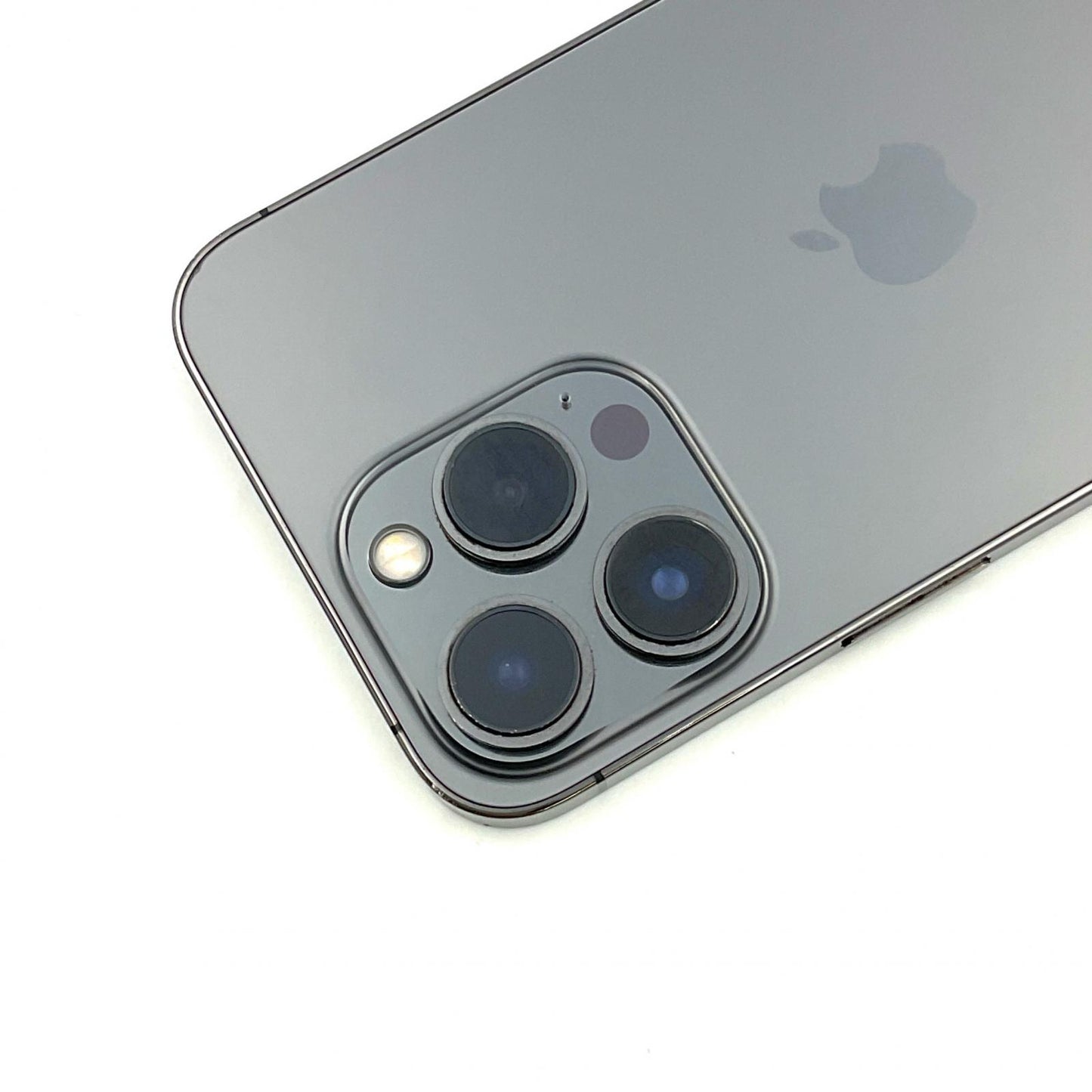 【全額返金保証】【最速発送】Apple iPhone iPhone 13 Pro 128GB グラファイト docomo 動作確認済 76%