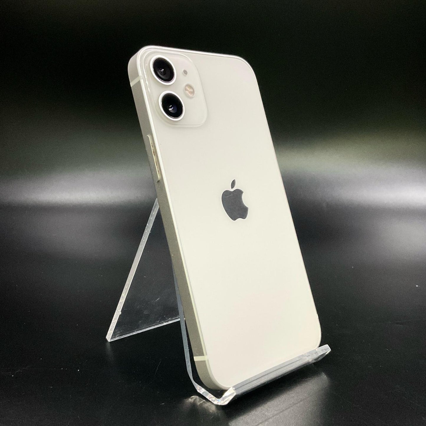 【全額返金保証】【最速発送】Apple iPhone iPhone 12 mini 64GB ホワイト docomo 白ロム 動作確認済 86%
