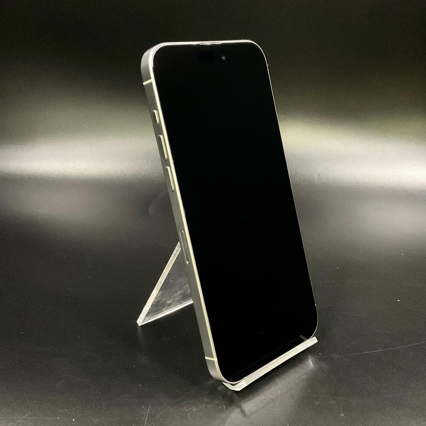 【全額返金保証】【最速発送】Apple iPhone iPhone Pro Max 15 Pro Max 1TB ホワイトチタニウム au 動作確認済 81%