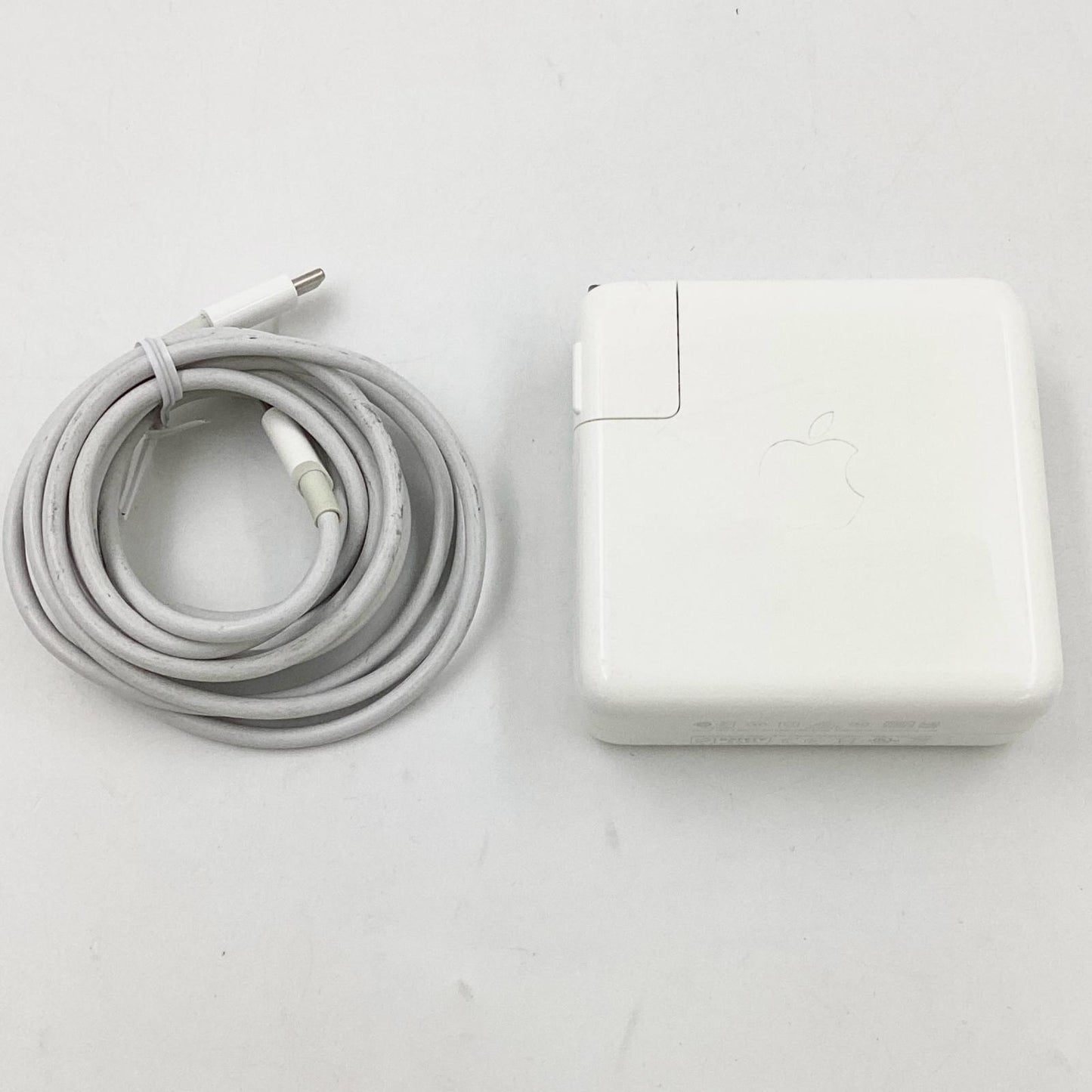 【全額返金保証】【最速発送】Apple MacBook Pro 16インチ 2019 2.3 GHz 8コア Intel Core i9 16GB SSD 1TB スペースグレイ 86% 動作確認済