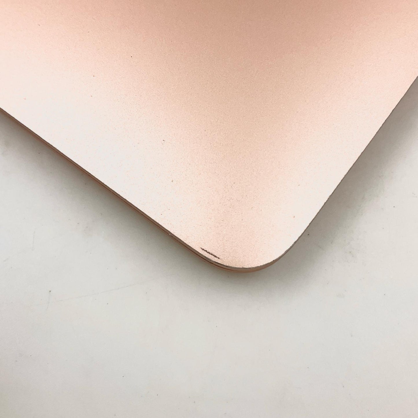 【全額返金保証】【最速発送】Apple MacBook Air 13インチ 2020 Apple M1 8GB SSD 512GB ゴールド 96% 動作確認済