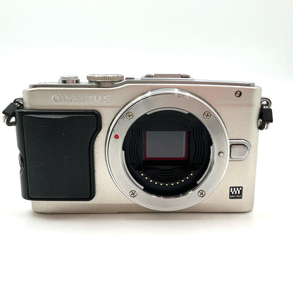 【全額返金保証】【最速発送】OLYMPUS デジタル一眼 PEN Lite E-PL5 ボディ シルバー 動作確認済
