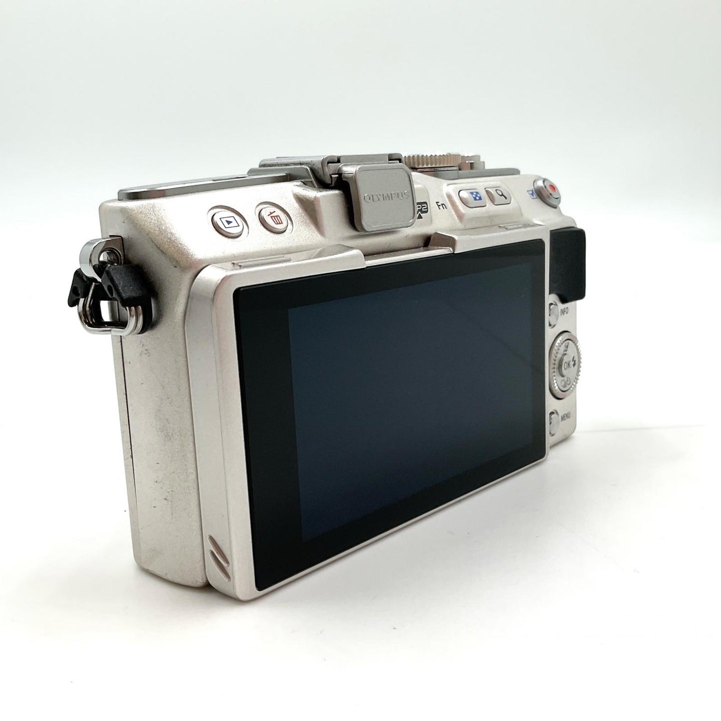 【全額返金保証】【最速発送】OLYMPUS デジタル一眼 PEN Lite E-PL5 ボディ シルバー 動作確認済