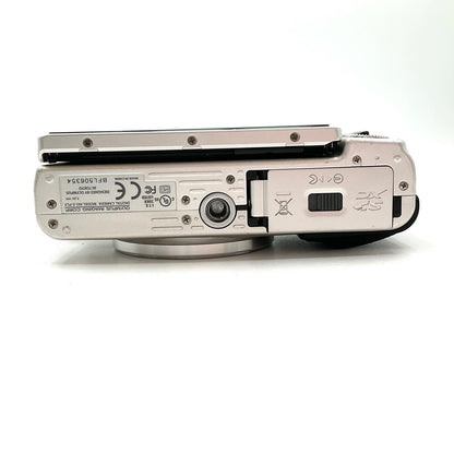 【全額返金保証】【最速発送】OLYMPUS デジタル一眼 PEN Lite E-PL5 ボディ シルバー 動作確認済