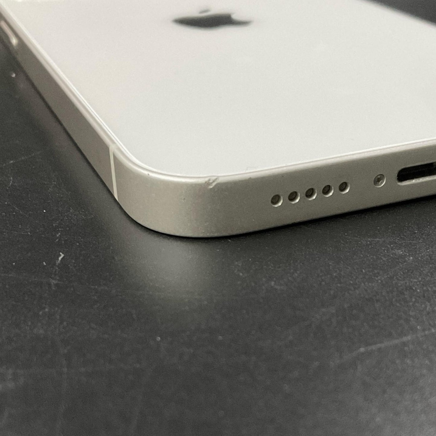 【全額返金保証】【最速発送】Apple iPhone iPhone 13 128GB スターライト SIMフリー 動作確認済 84%