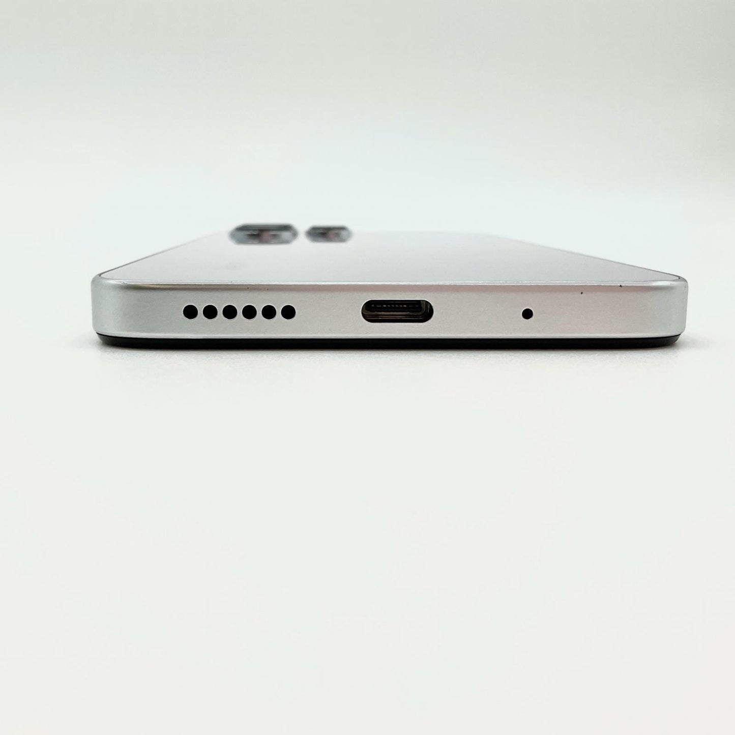 【全額返金保証】【最速発送】Xiaomi Redmi 12 5G 128GB ポーラシルバー au XIG03 白ロム 動作確認済