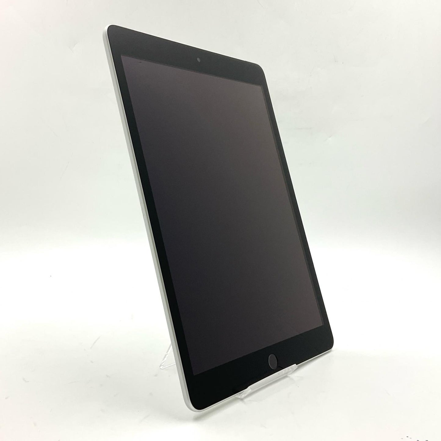 【全額返金保証】【最速発送】Apple iPad iPad 10.2インチ 第9世代 64GB シルバー WiFi+Cellular au 白ロム 動作確認済