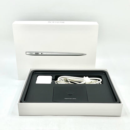 【全額返金保証】【最速発送】Apple MacBook Air 13.3インチ 2017 1.8GHz Intel Core i5 8GB SSD 128GB シルバー 動作確認済