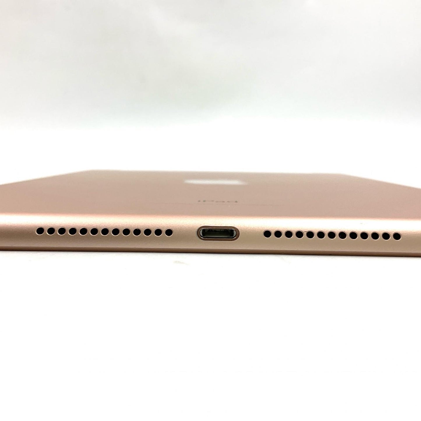 【全額返金保証】【最速発送】Apple iPad iPad 9.7インチ 第6世代 32GB ゴールド WiFi+Cellular docomo 白ロム 動作確認済