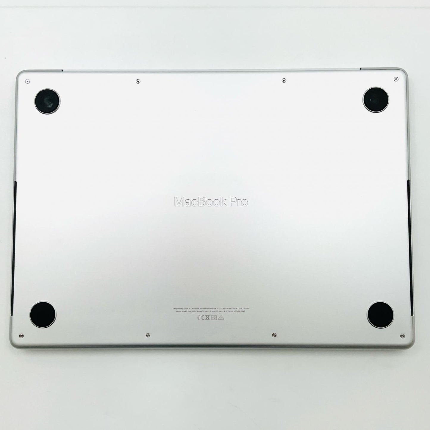 【最速発送】Apple MacBook Pro 14インチ 2021 Apple M1 Pro 16GB SSD 512GB シルバー 89%【難有】