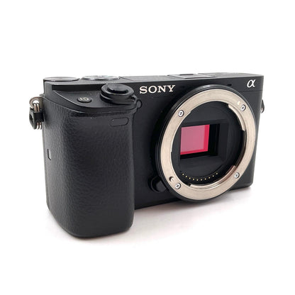 【全額返金保証】【最速発送】Sony デジタル一眼 α6400 ILCE-6400 ボディ [ブラック] 動作確認済
