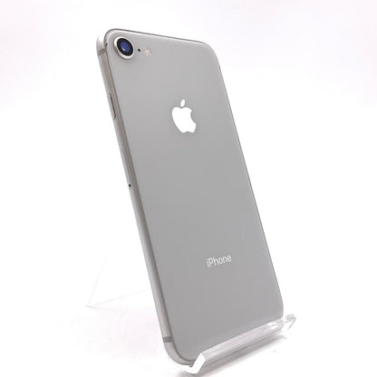 【全額返金保証】【最速発送】Apple iPhone iPhone 8 64GB シルバー au 白ロム 動作確認済 82%