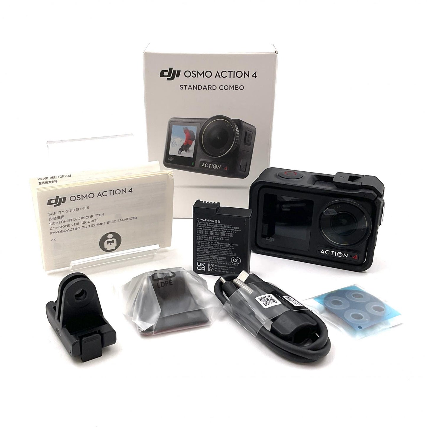 【全額返金保証】【最速発送】DJI  Osmo Action 4 スタンダードコンボ  超美品 動作確認済