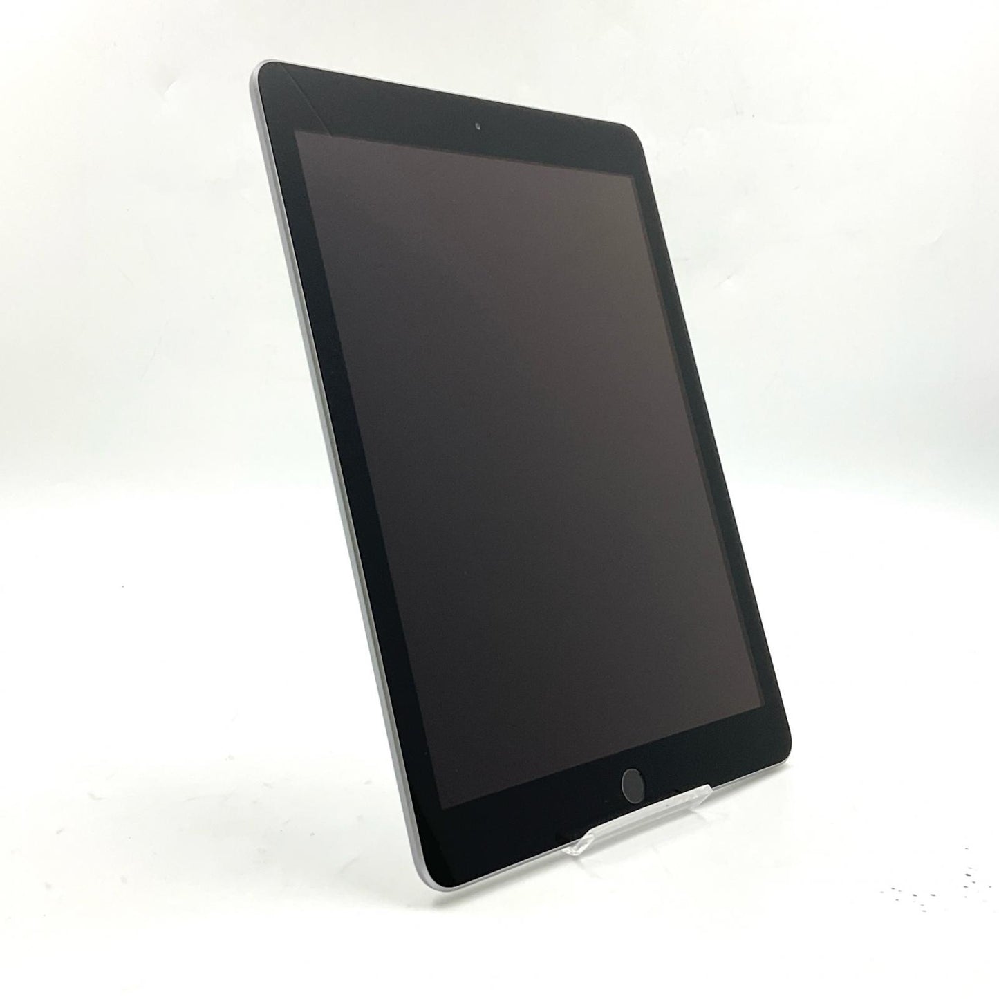 【全額返金保証】【最速発送】Apple iPad iPad 9.7インチ 第6世代 32GB スペースグレイ Wi-Fi 動作確認済