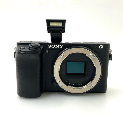 【全額返金保証】【最速発送】Sony デジタル一眼 α6400 ILCE-6400M 高倍率ズームレンズキット ブラック 美品 動作確認済