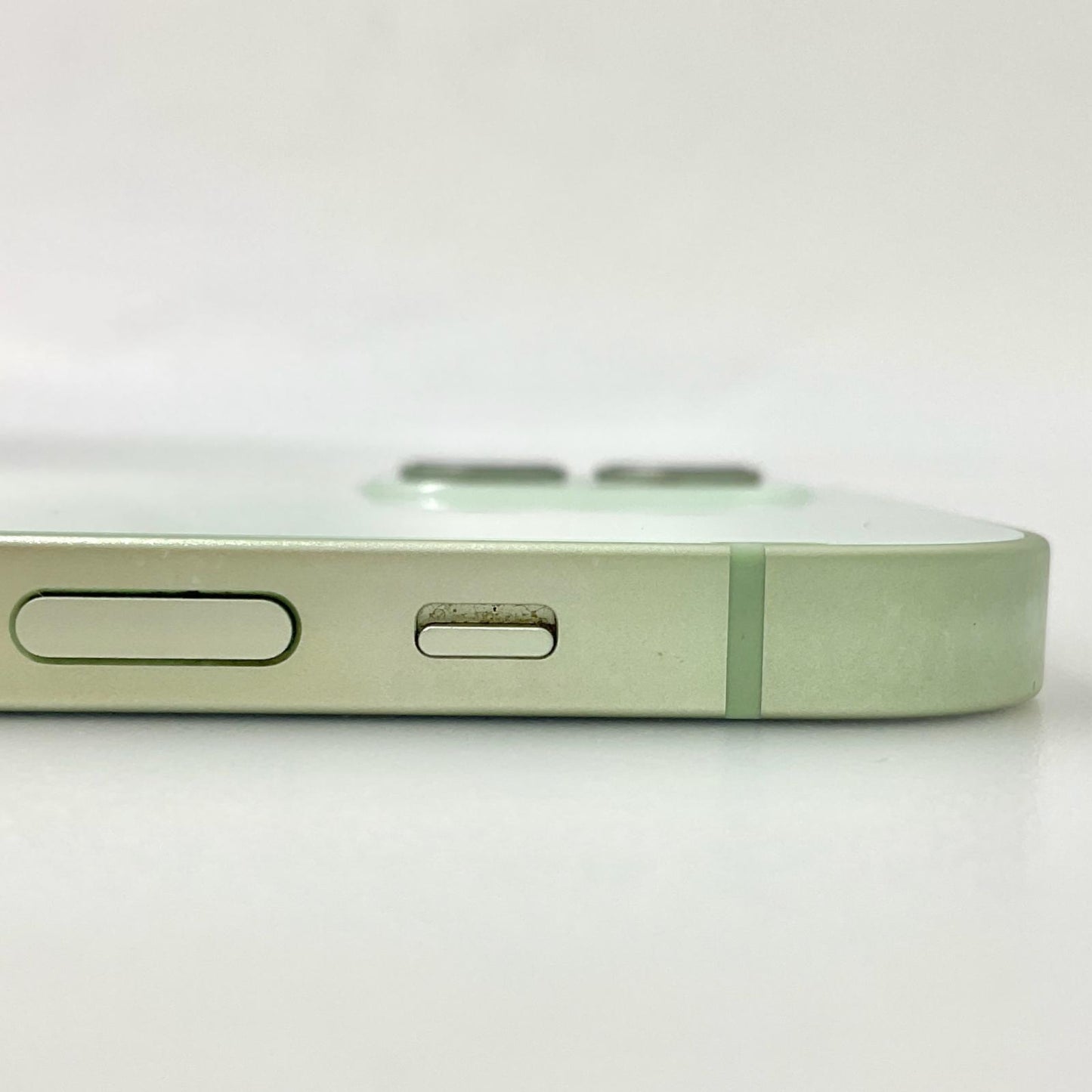 【全額返金保証】【最速発送】Apple iPhone iPhone 12 128GB グリーン au SIMフリー 白ロム 動作確認済 84%