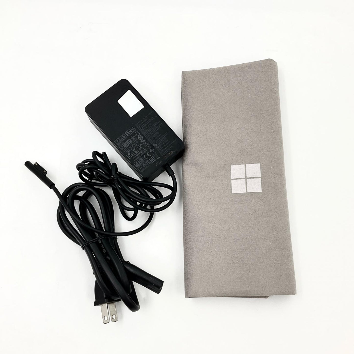 【全額返金保証】【最速発送】Microsoft Surface Pro 9 2038 12th Gen Intel(R) Core(TM) i5-1235U 2.50GHz 16GB M.2 SSD 256GB 90.4% 動作確認済
