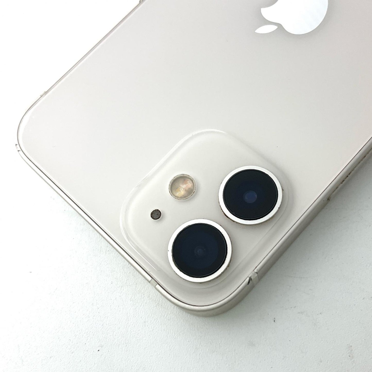 【全額返金保証】【最速発送】Apple iPhone iPhone 12 mini 64GB ホワイト au 白ロム 動作確認済 82%