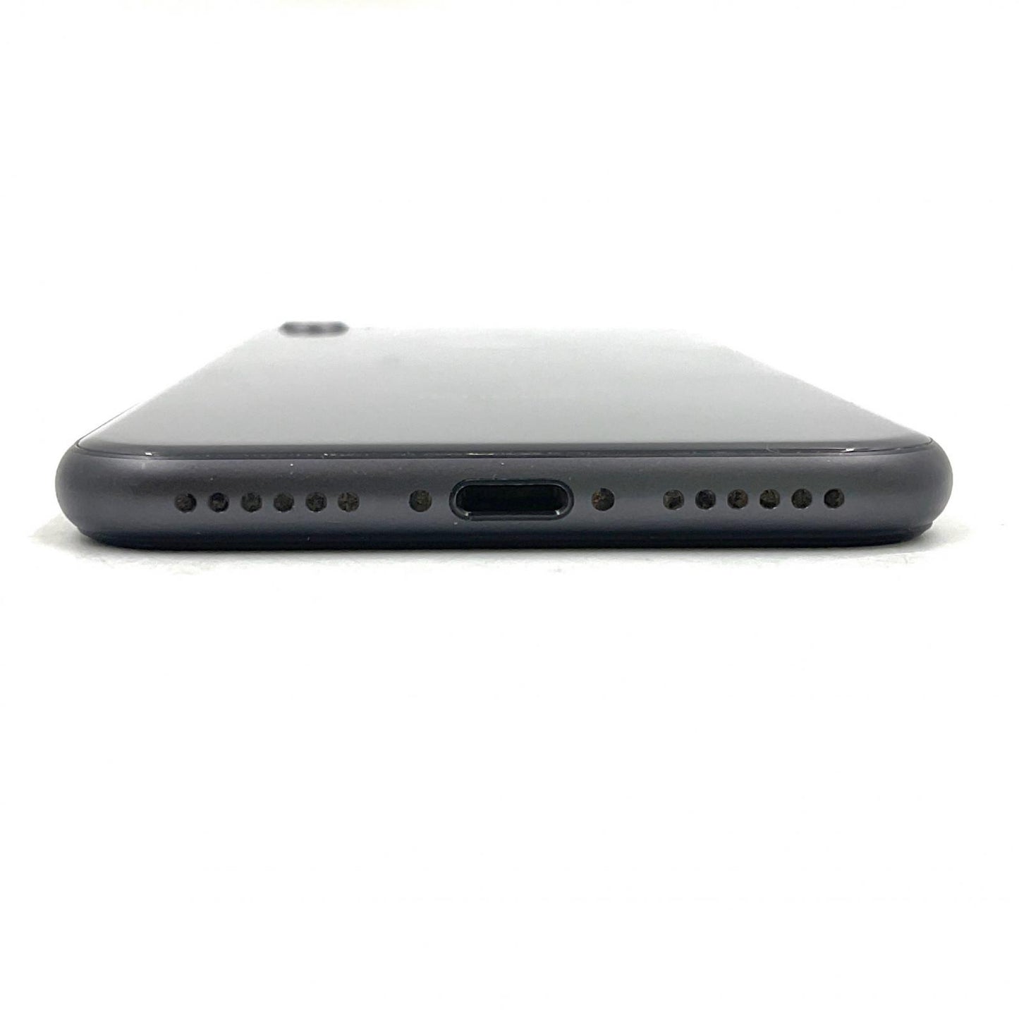 【全額返金保証】【最速発送】Apple iPhone iPhone 8 64GB スペースグレイ au 白ロム 動作確認済 87%