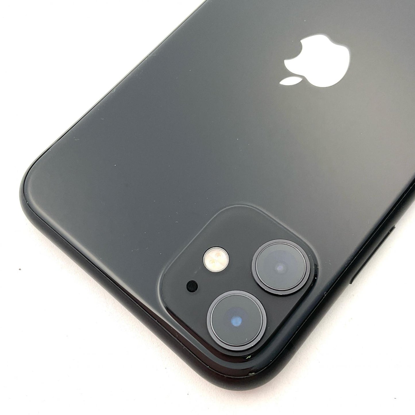 【最速発送】Apple iPhone iPhone 11 128GB ホワイト Softbank 白ロム【難有】 72%