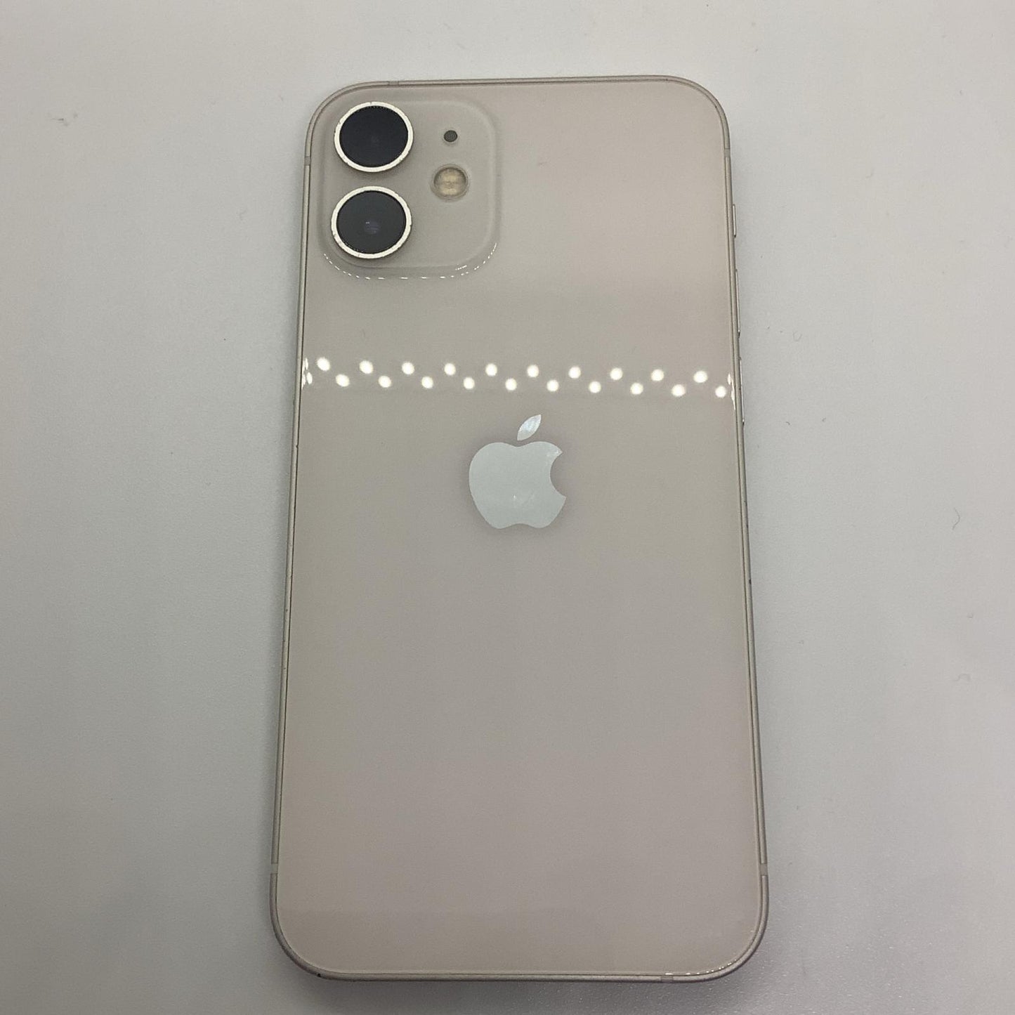 【全額返金保証】【最速発送】Apple iPhone iPhone 12 mini 128GB ホワイト docomo SIMフリー 白ロム 動作確認済 84%