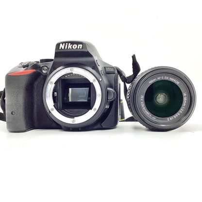 【全額返金保証】【最速発送】Nikon デジタル一眼 D5500 18-55 VR II レンズキット [ブラック] 動作確認済