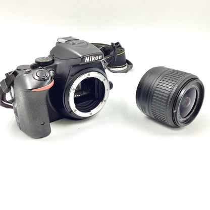 【全額返金保証】【最速発送】Nikon デジタル一眼 D5500 18-55 VR II レンズキット [ブラック] 動作確認済