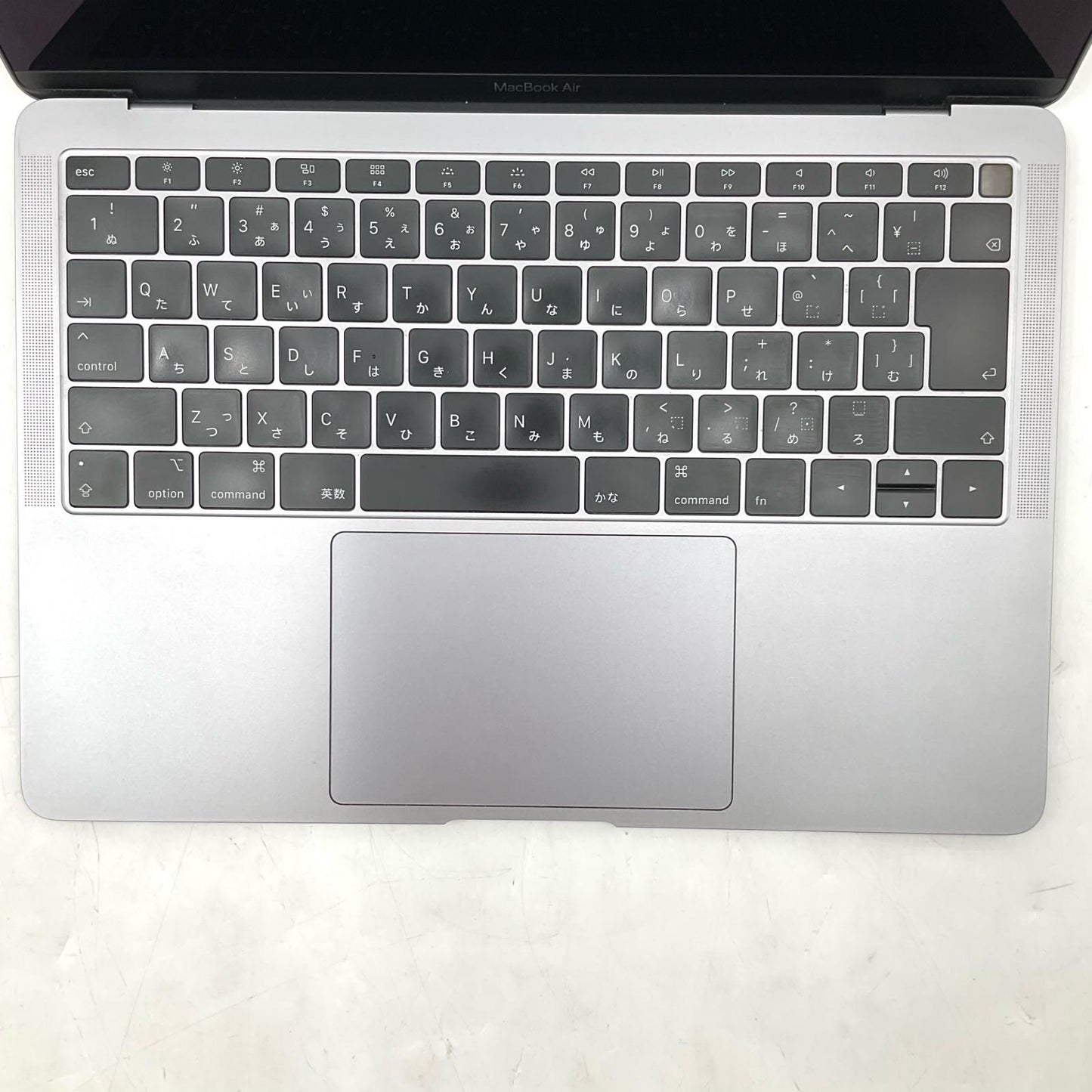 【全額返金保証】【最速発送】Apple MacBook Air 13インチ 2018 1.6 GHz デュアルコア Intel Core i5 8GB SSD 128GB スペースグレイ 76% 動作確認済