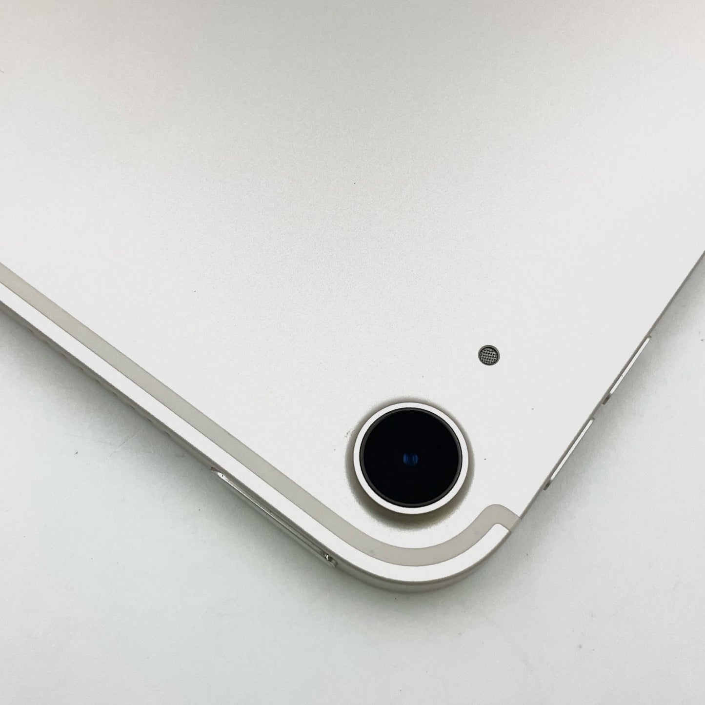 【全額返金保証】【最速発送】Apple iPad Air 10.9インチ 第5世代 64GB スターライト WiFi+Cellular SIMフリー 動作確認済