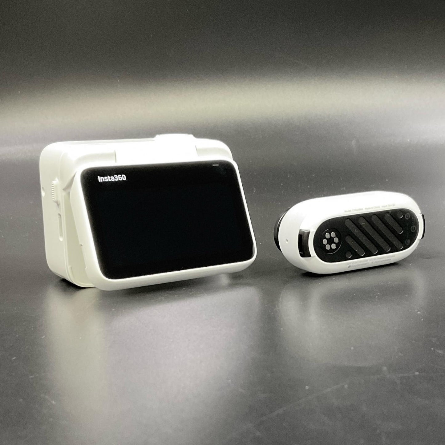【全額返金保証】【最速発送】Insta360 GO 3 (128GB) [ホワイト] 超美品 動作確認済