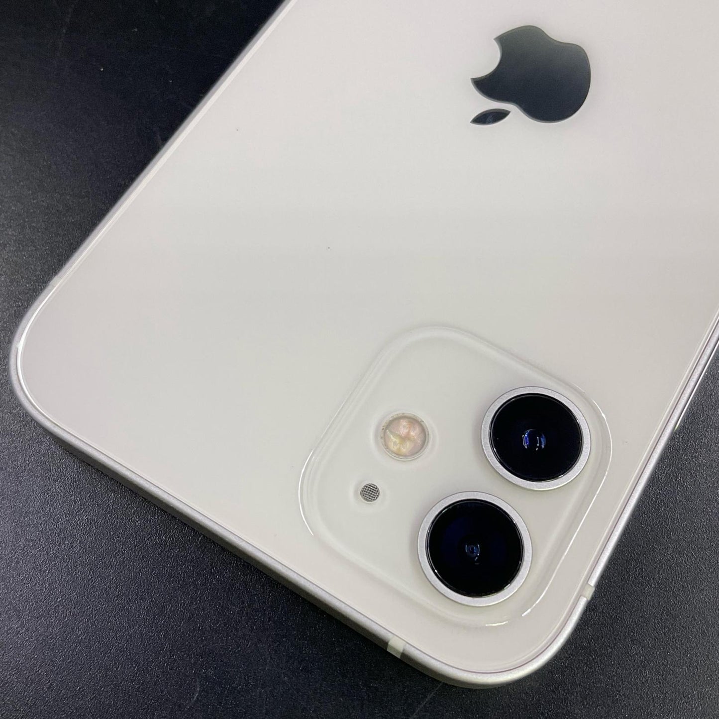 【全額返金保証】【最速発送】Apple iPhone iPhone 12 64GB ホワイト Softbank 白ロム 美品 動作確認済 85%