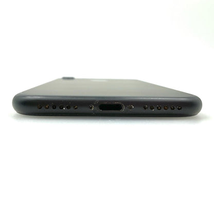【全額返金保証】【最速発送】Apple iPhone iPhone 7 32GB ブラック au 白ロム 動作確認済 87%