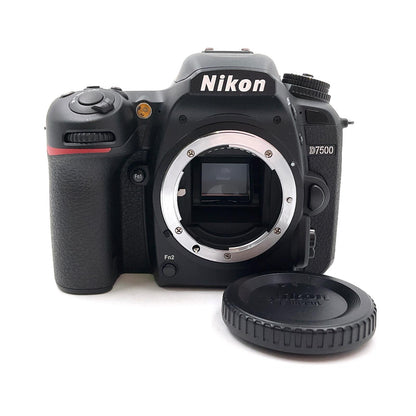 【全額返金保証】【最速発送】Nikon デジタル一眼 D7500 ボディ ブラック 美品 動作確認済