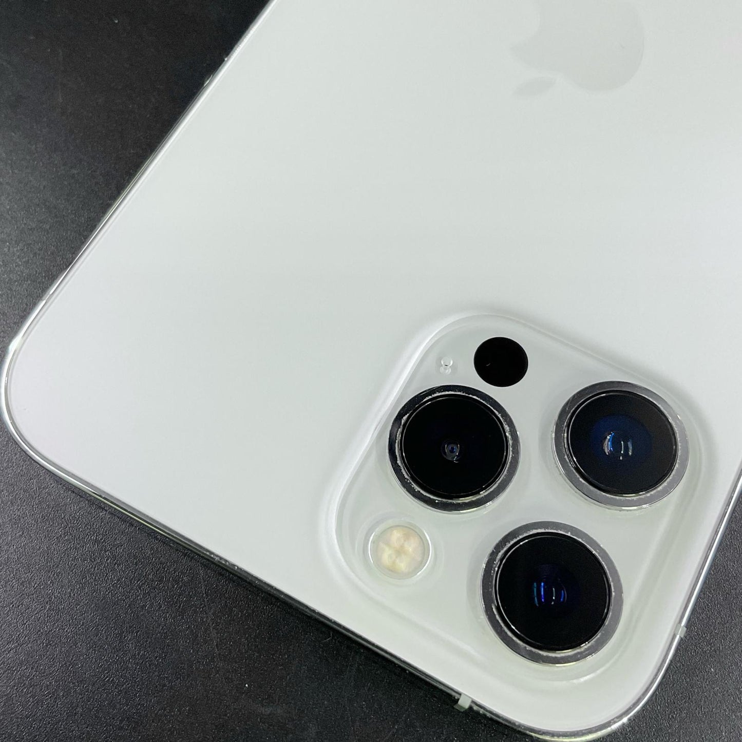 【全額返金保証】【最速発送】Apple iPhone iPhone 12 Pro Max 256GB シルバー SIMフリー 動作確認済 79%