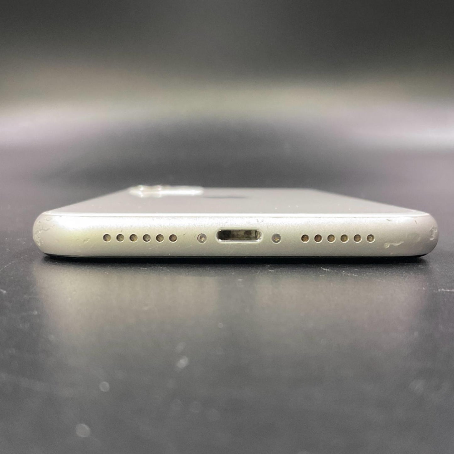【全額返金保証】【最速発送】Apple iPhone iPhone 11 128GB ホワイト Softbank 白ロム 動作確認済 77%