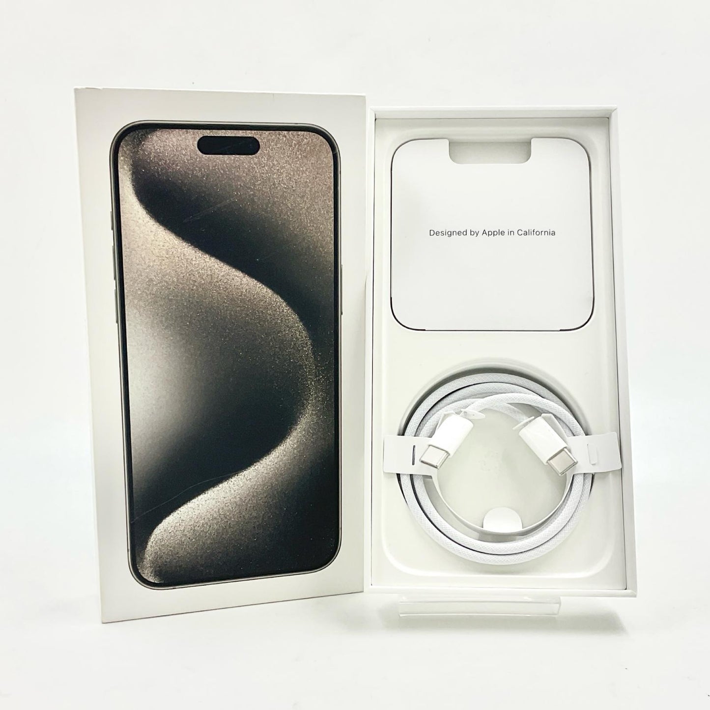 【全額返金保証】【最速発送】Apple iPhone iPhone 15 Pro Max 256GB ナチュラルチタニウム 楽天モバイル 動作確認済 89%