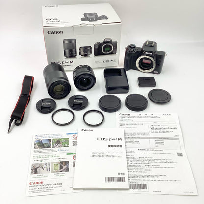 【全額返金保証】【最速発送】Canon デジタル一眼 EOS Kiss M ダブルズームキット ブラック 超美品 動作確認済