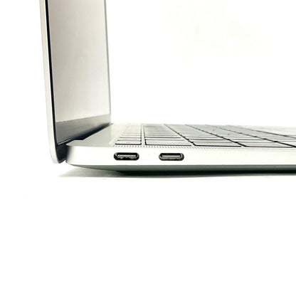 【最速発送】Apple MacBook Air 13.3インチ 2019 1.6 GHz Intel Core i5 8GB SSD 256GB シルバー 78.8%【難有】
