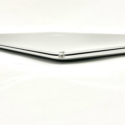【最速発送】Apple MacBook Air 13.3インチ 2019 1.6 GHz Intel Core i5 8GB SSD 256GB シルバー 78.8%【難有】