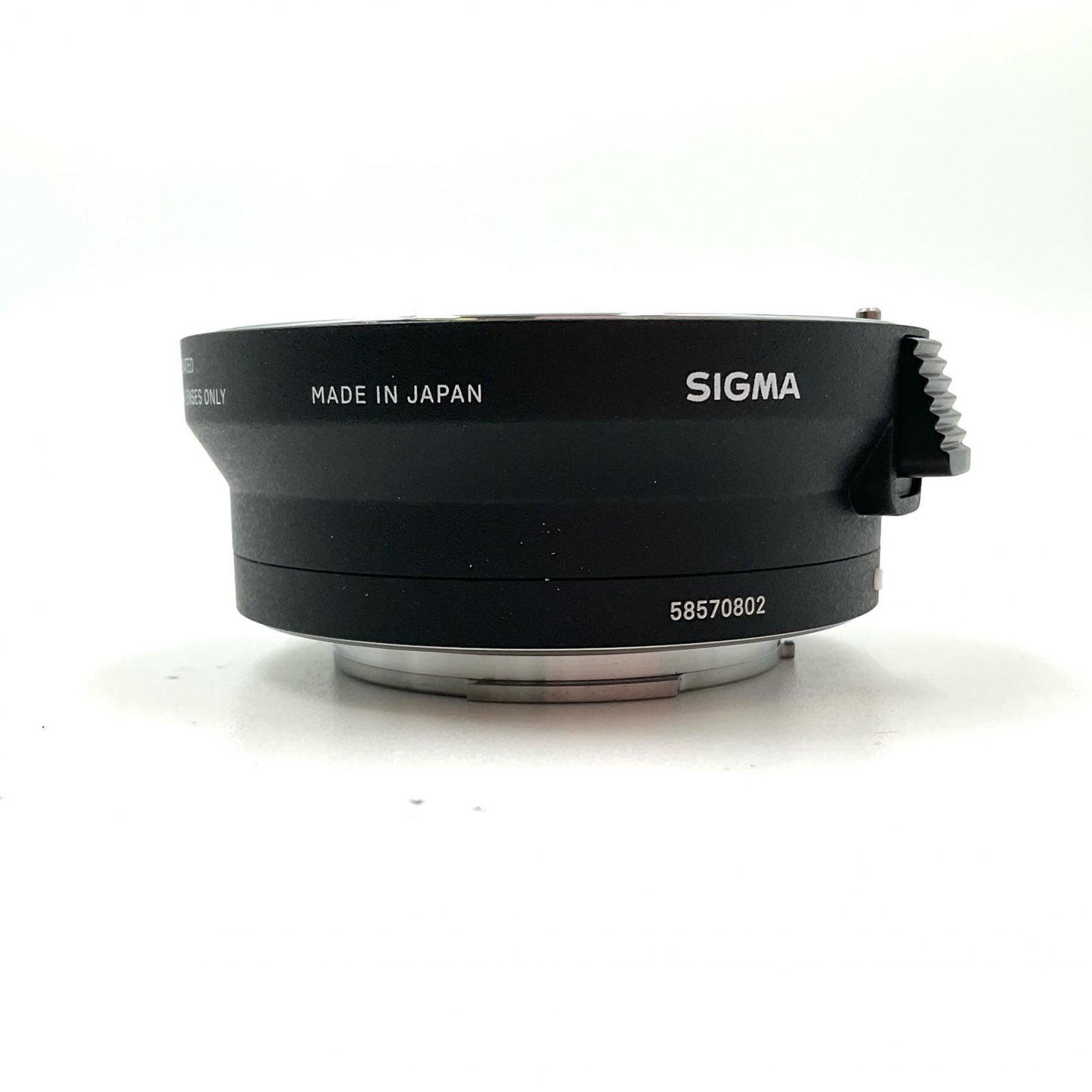 【全額返金保証】【最速発送】SIGMA MOUNT CONVERTER MC-11 CANON EF-E ソニー用 美品 動作確認済