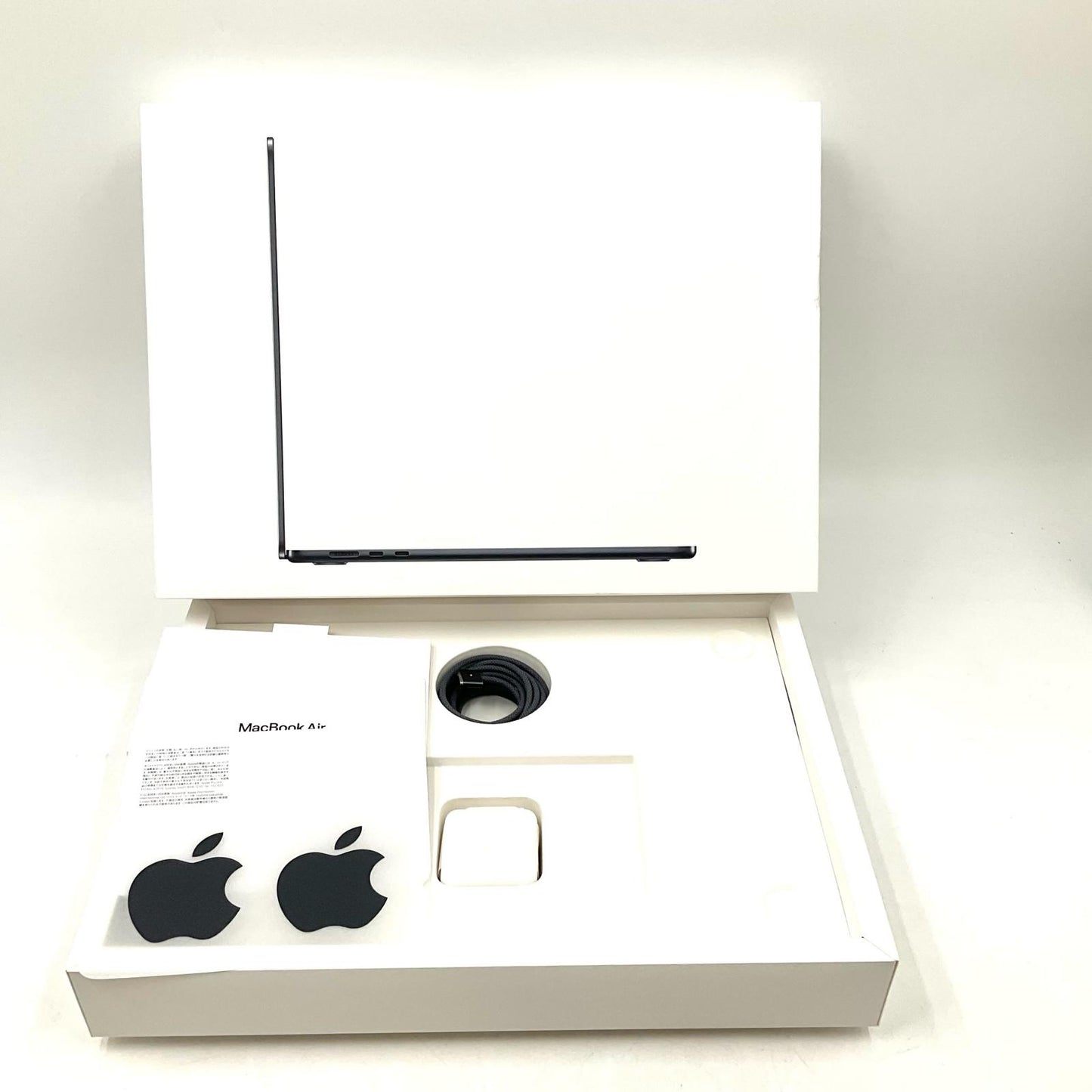 【全額返金保証】【最速発送】Apple MacBook Air 15.3インチ 2024 Apple M3 16GB SSD 512GB ミッドナイト 97% 動作確認済