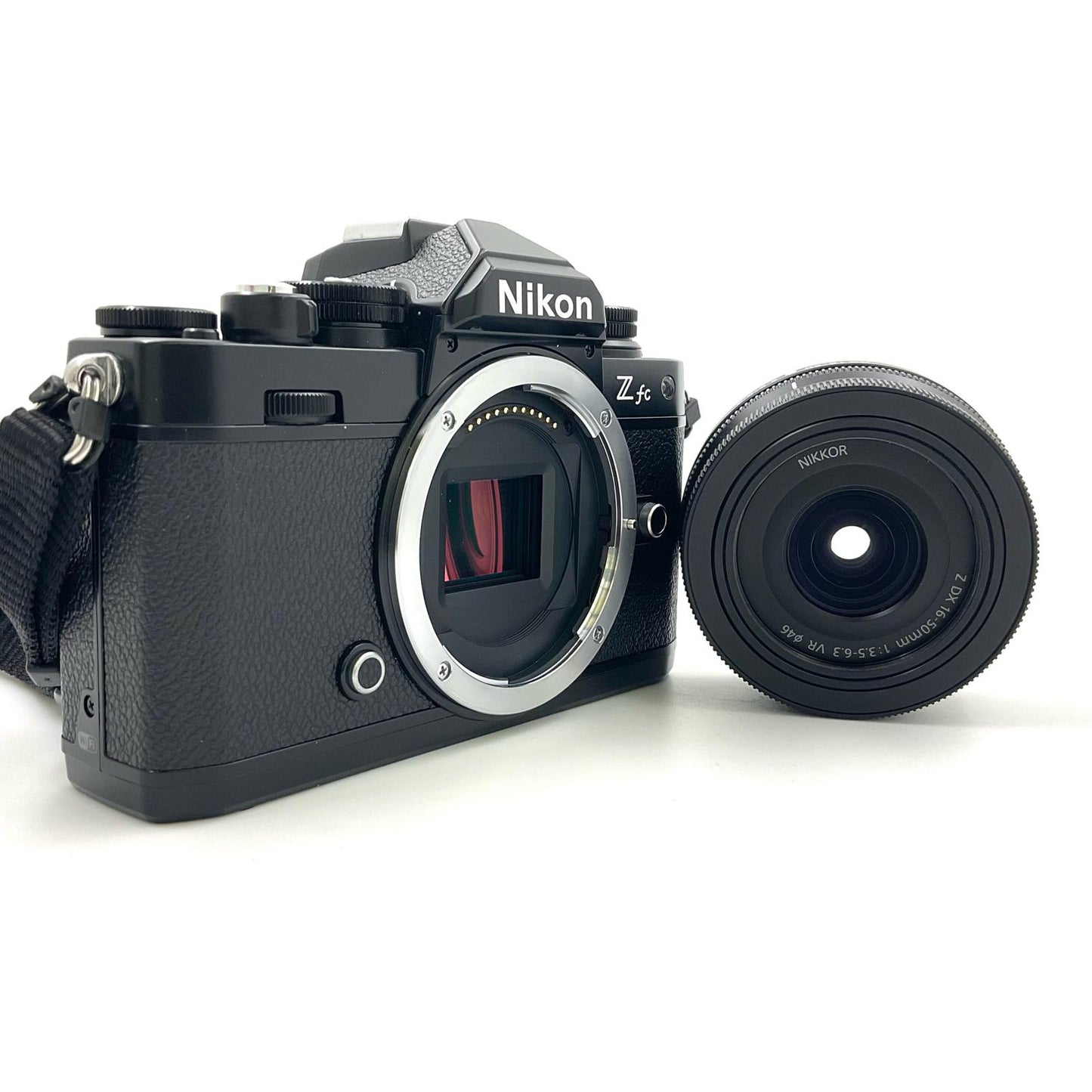 【全額返金保証】【最速発送】Nikon デジタル一眼 Z fc 16-50 VR レンズキット ブラック 美品 動作確認済